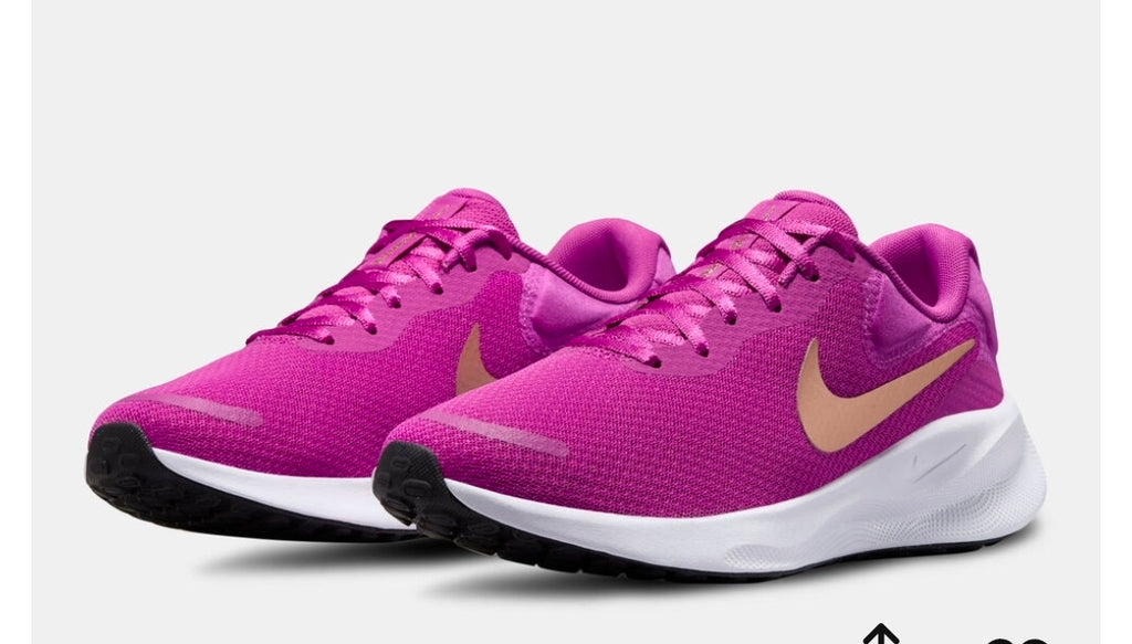 Women's Nike Revolution 7