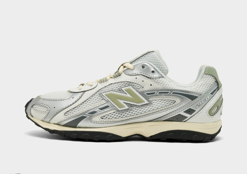 Women's New Balance 204L Casual Shoes