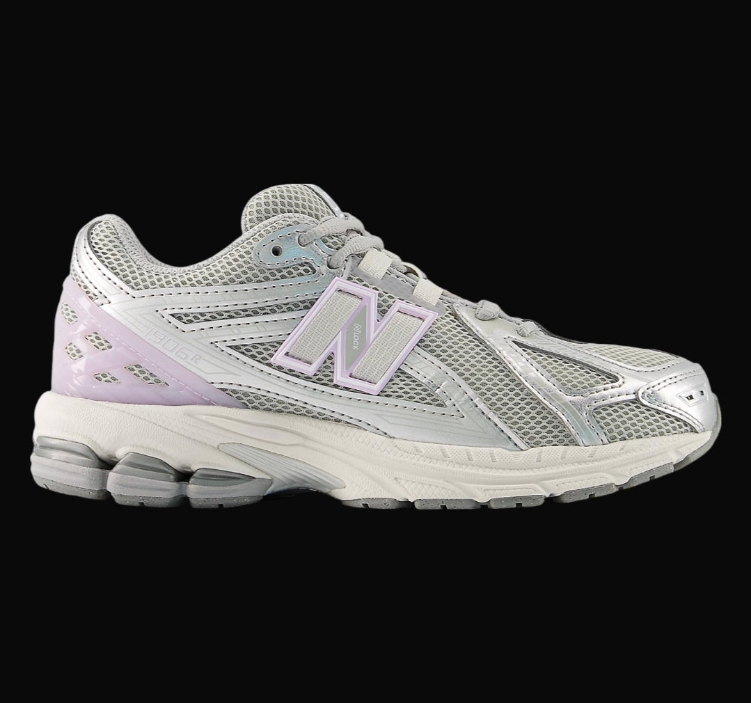 Women's New Balance 1906
