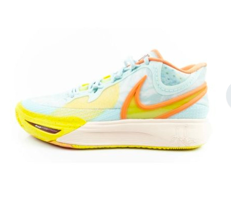 Men's Nike’s Kyrie 8