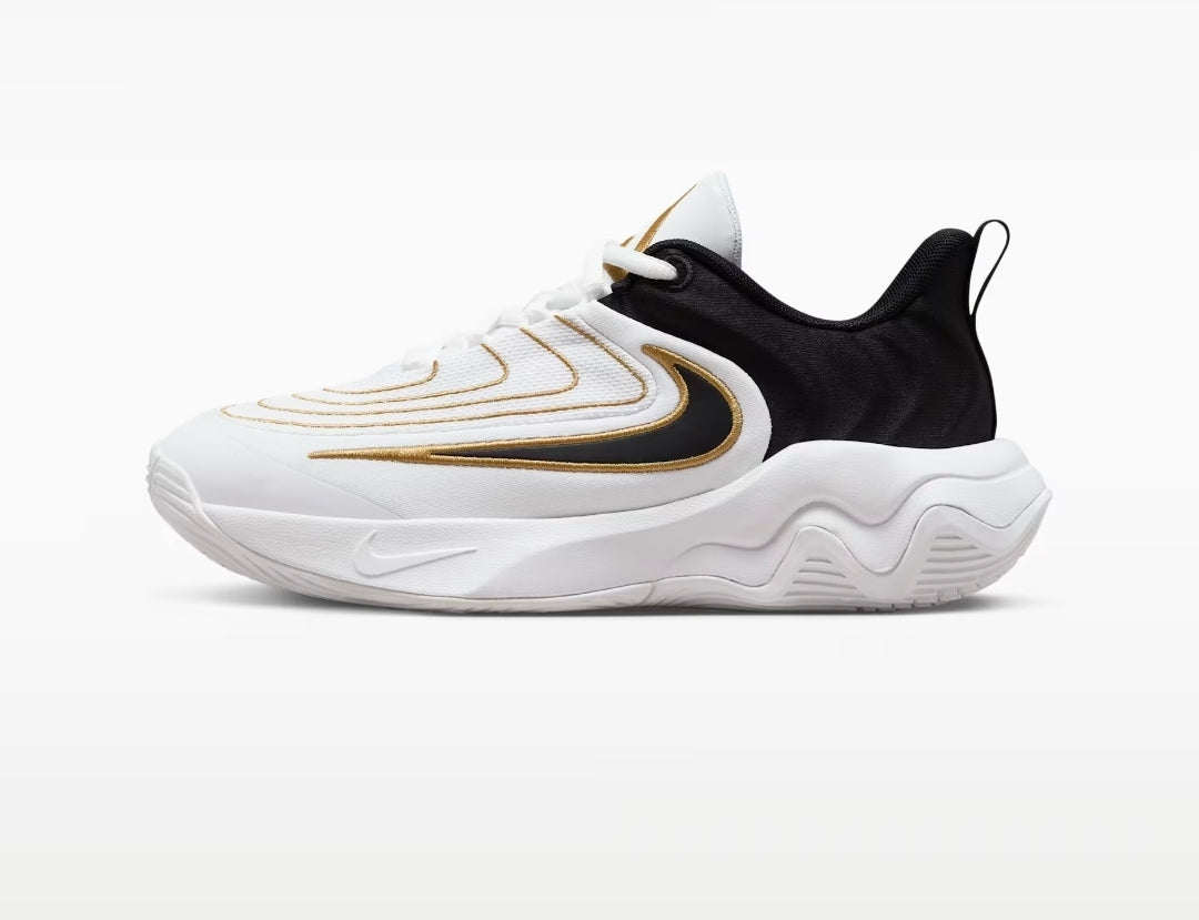 Nike Giannis Immortality 4
Big Kids' Basketball Shoes